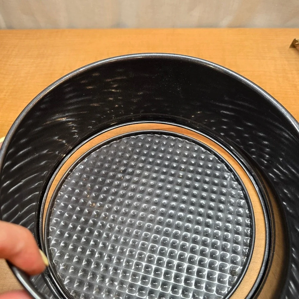 Tin Non-Stick Spring Form Loose 9